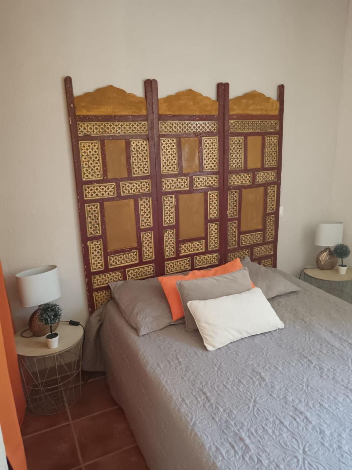 Le Mas Du Ruisseau Bellegarde  Ngoại thất bức ảnh